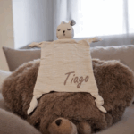 doudou, doudou bebe, doudou lapin, doudou et compagnie, doudou personnalisé, tchoupi et doudou, doudou stitch, doudou bébé, doudou kebab, doudou loutre, doudou masta, doudou crochet, doudou loutre qui respire, doudou hello kitty, doudou chien, doudou qui respire, kaloo doudou, doudou enfant, t'choupi et doudou, doudou migros